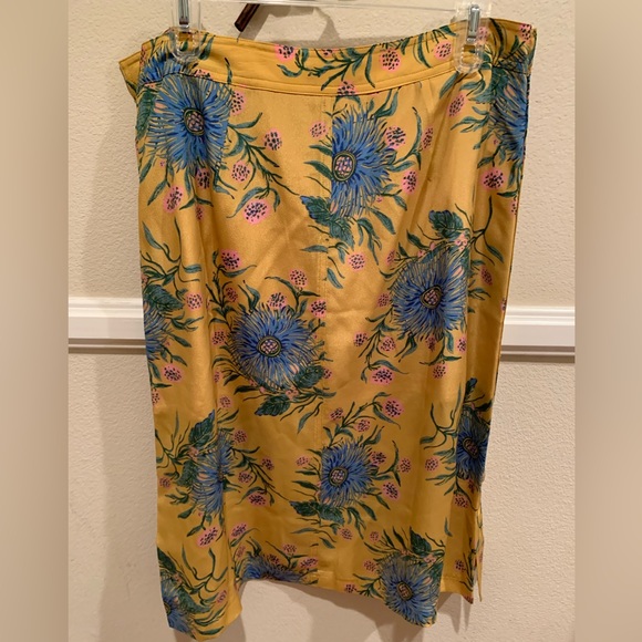 NWT Madewell 💯% Silk Yellow & Blue Floral Midi Skirt Side Slits with Buttons 10 - Picture 2 of 6